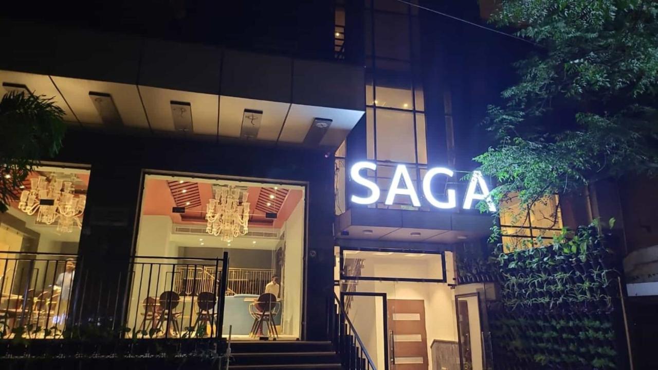 The Saga Hotel New Delhi Exterior photo